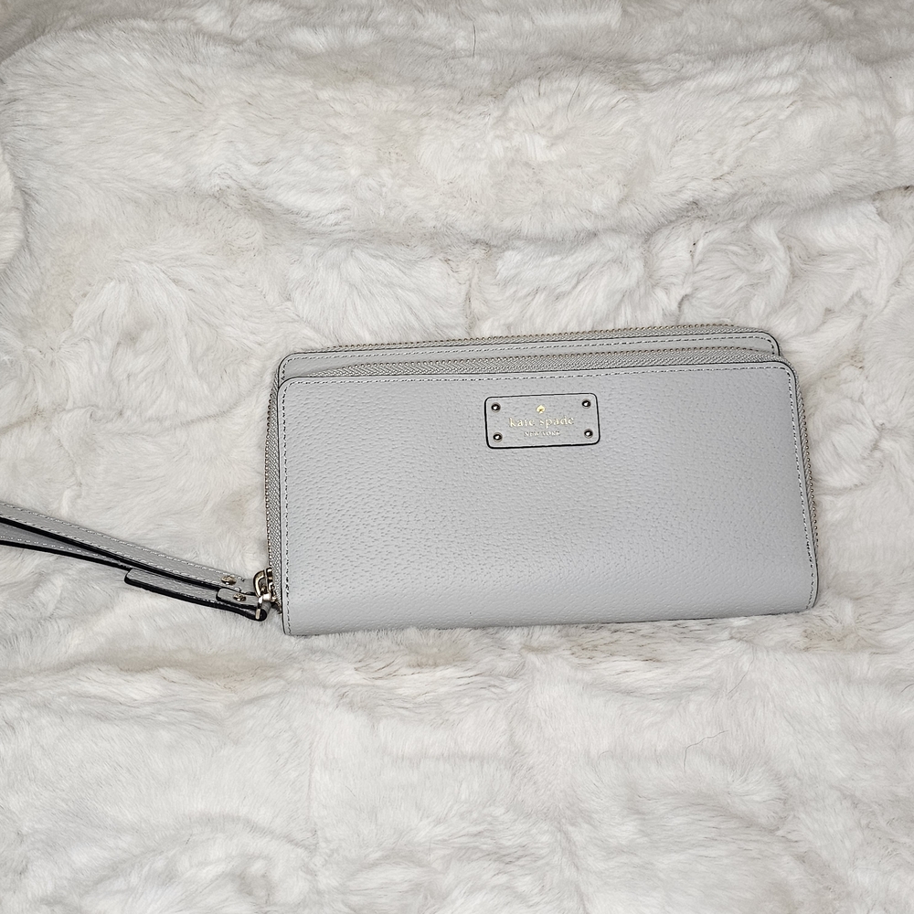 Kate Spade Light Gray Wristlet Wallet